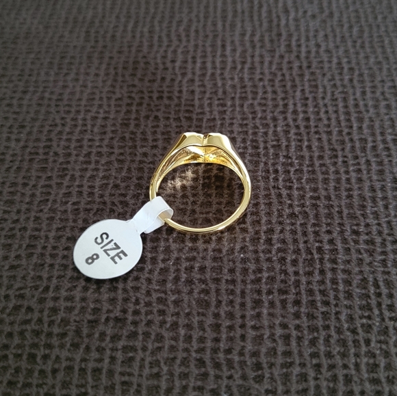 Simply Silver🤍 Gold💛 Heart Ring - Picture 11 of 16